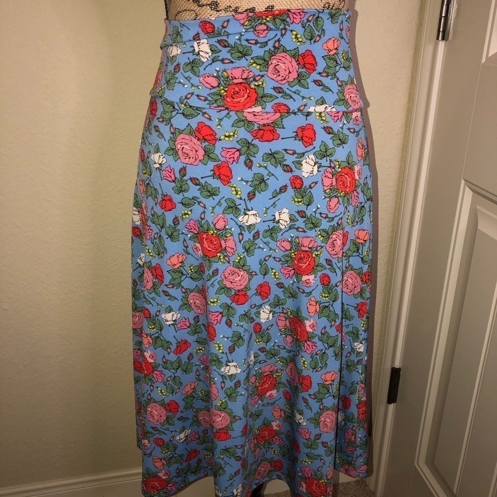 LuLaRoe Azure Skirt – Beautiful Blue Floral A-Line Midi | NWT - Picture 5 of 6